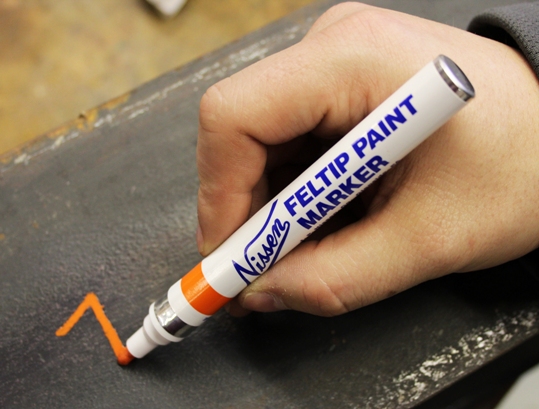 Nissen Fpwhm White Standard Paint Marker, 1/8 Inch Fiber Fel Tip
